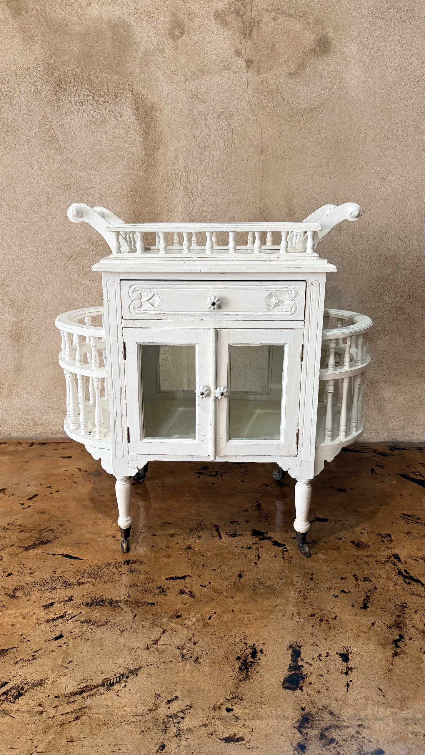 White Vintage Cart (Event Use)
